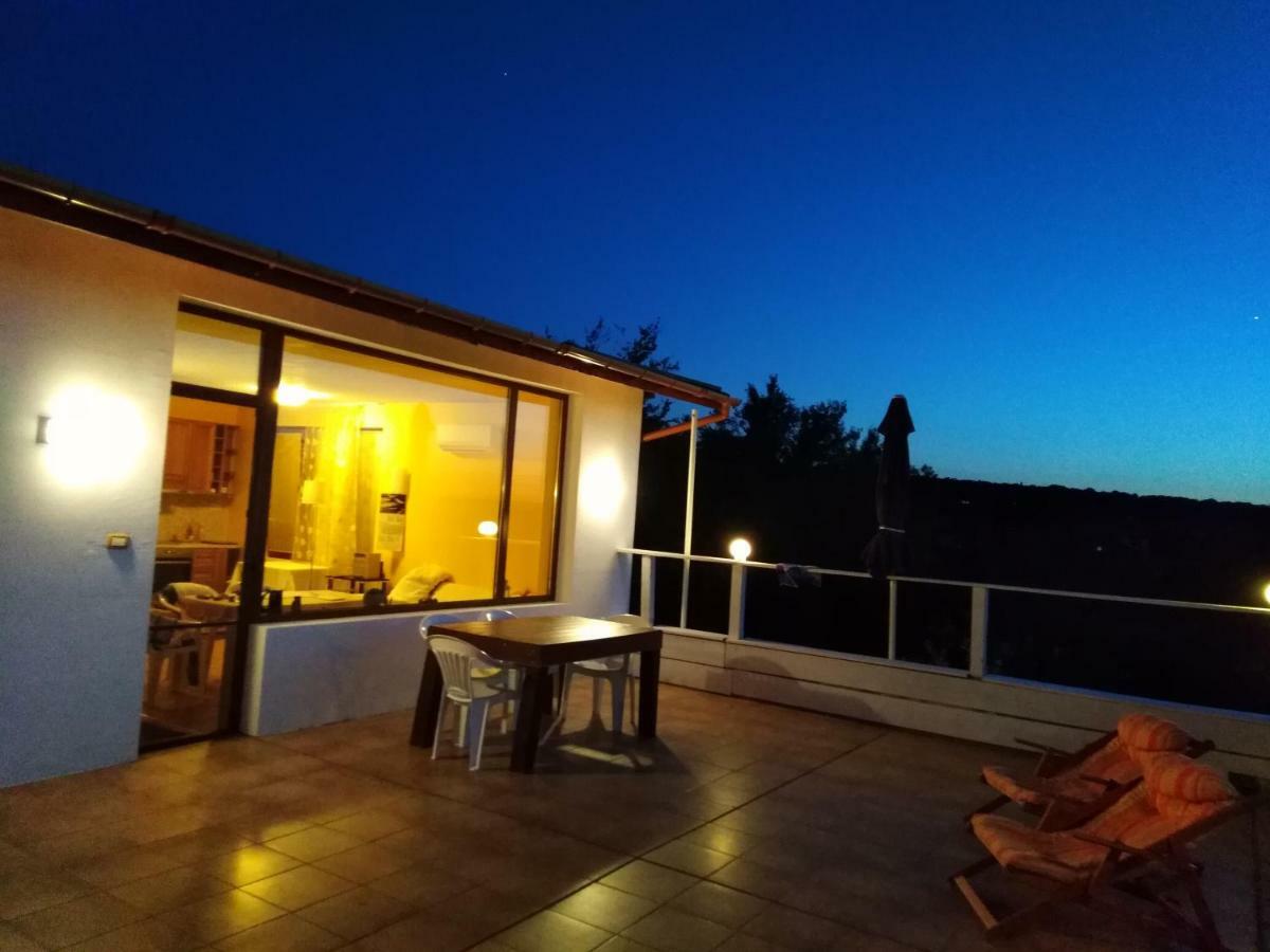 Apartament Zaliva Várna Kültér fotó