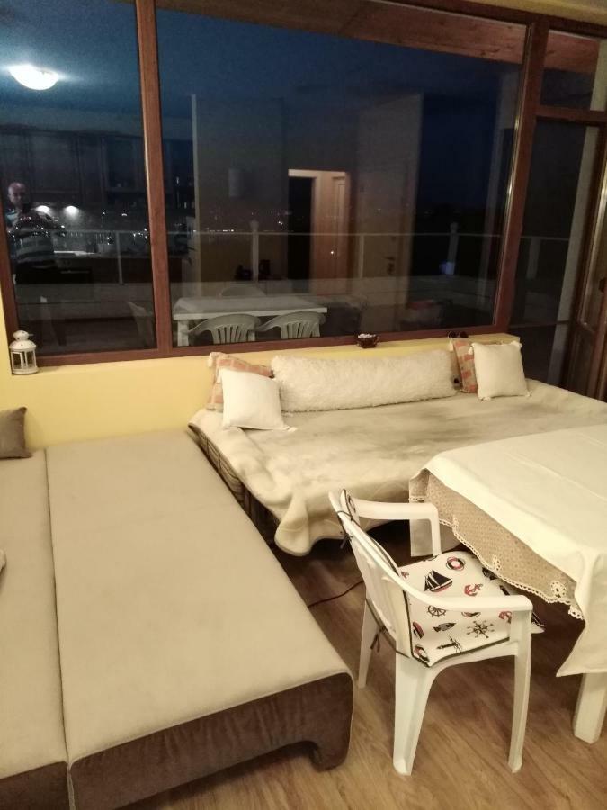 Apartament Zaliva Várna Szoba fotó